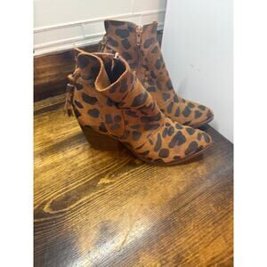 Matisse Brown Leopard Print Heeled Ankle Boots Size 8